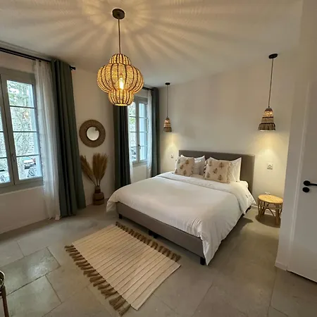 27 Cote Remparts Aigues-Mortes