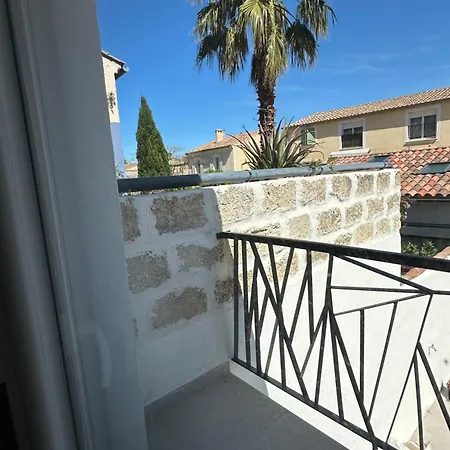 27 Cote Remparts Panzió Aigues-Mortes