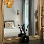 27 Côté Remparts Alojamento de Acomodação e Pequeno-almoço 3*