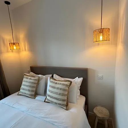 فندق مبيت وإفطار 27 Cote Remparts إج مورت