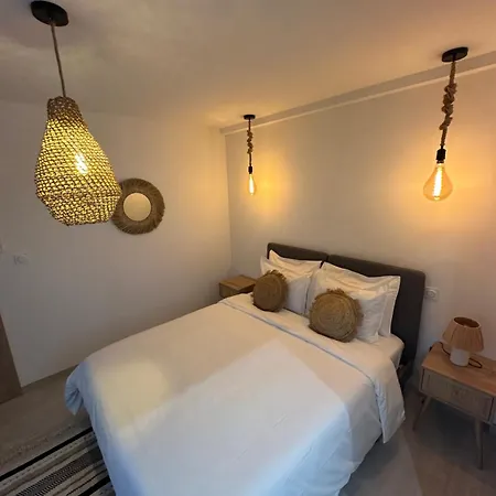 فندق مبيت وإفطار 27 Cote Remparts إج مورت