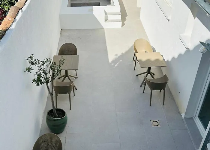 Bed & Breakfast 27 Cote Remparts Aigues-Mortes