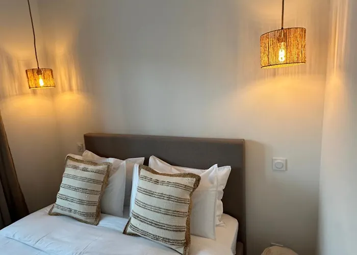 Bed & Breakfast 27 Cote Remparts Aigues-Mortes