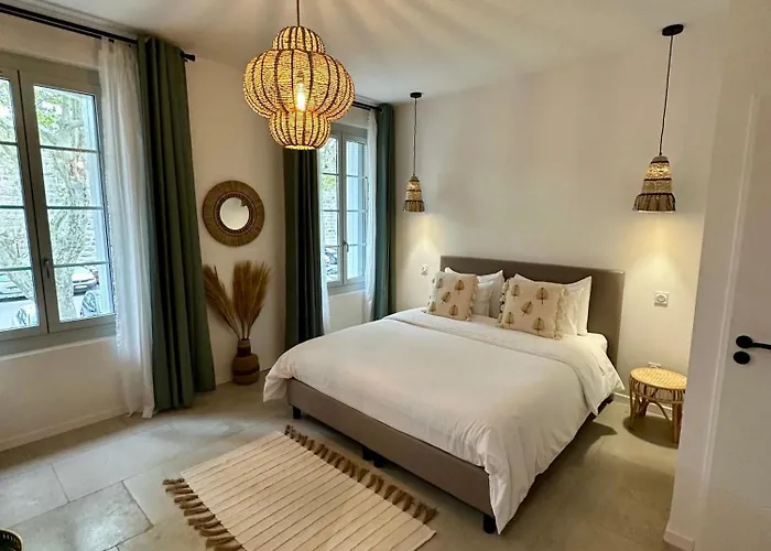 Bed & Breakfast 27 Cote Remparts 3*
